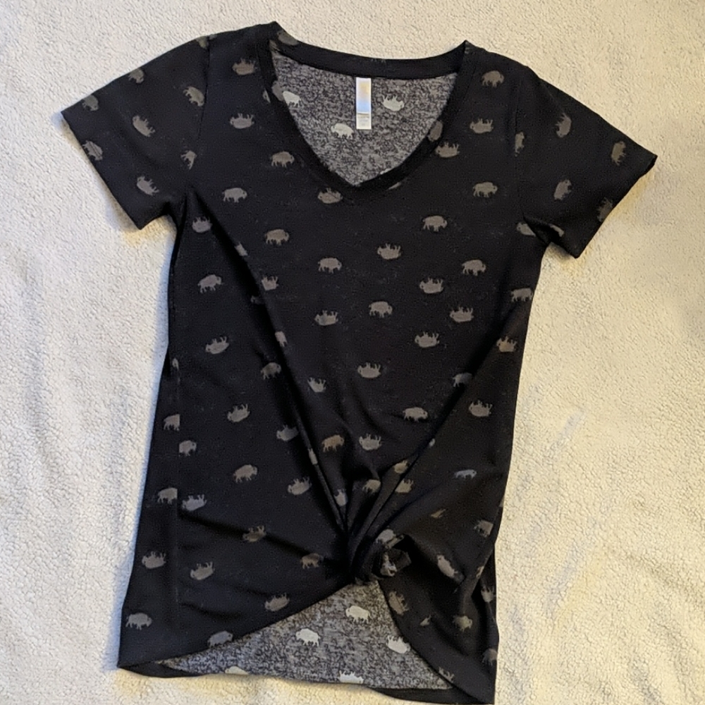 Lularoe Christy Tee
